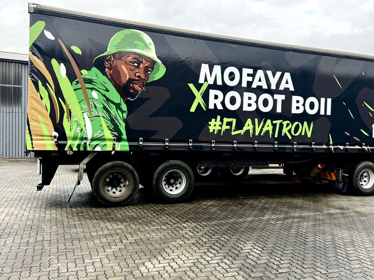 Driven by the FAYA…🔥😤🔥

📸: @sc_masilo 

#RobotBoii #FLAVATRON #MoFaya