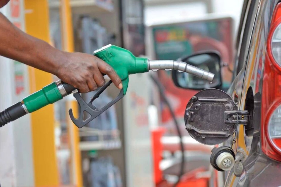 Do you think EPRA will increase fuel prices?
#KenyansPoll 
1. Yes
2. No