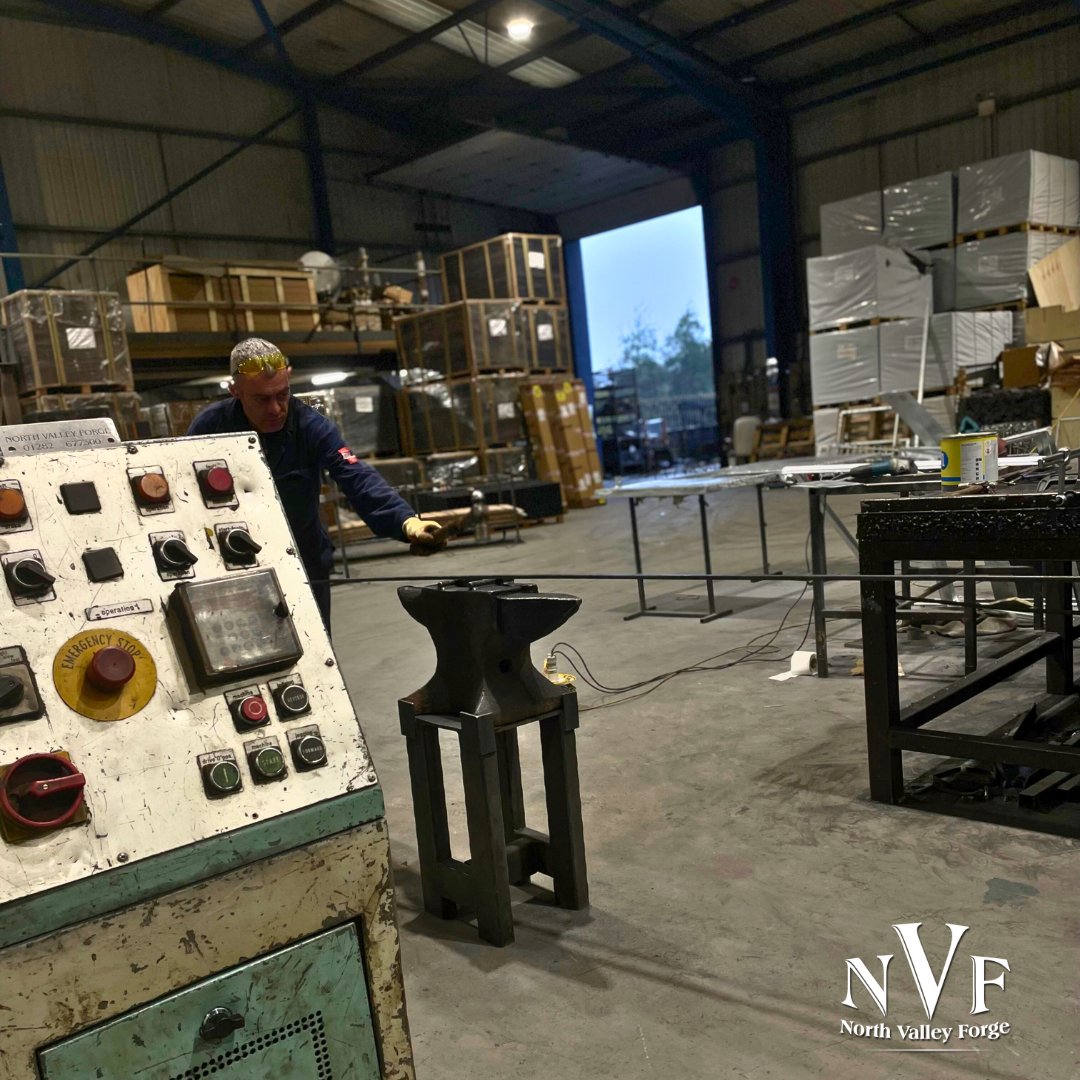 Teamwork makes the dream work!

We can’t wait to see the finished results😀

Contact us for more information today
northvalleyforge.co.uk
01282 677300
sales@nvf.co.uk

#northvalleyforge #irongates #homeinspo #welding #manufactured #installation #shopfloormanagement #shopfloor