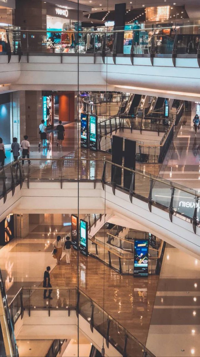 骨身を惜しまず、人生は無駄に生き、苦労も疲れもせず、人生は味気なく、ぶらぶらしないで、買わないで、人生は面白くない。