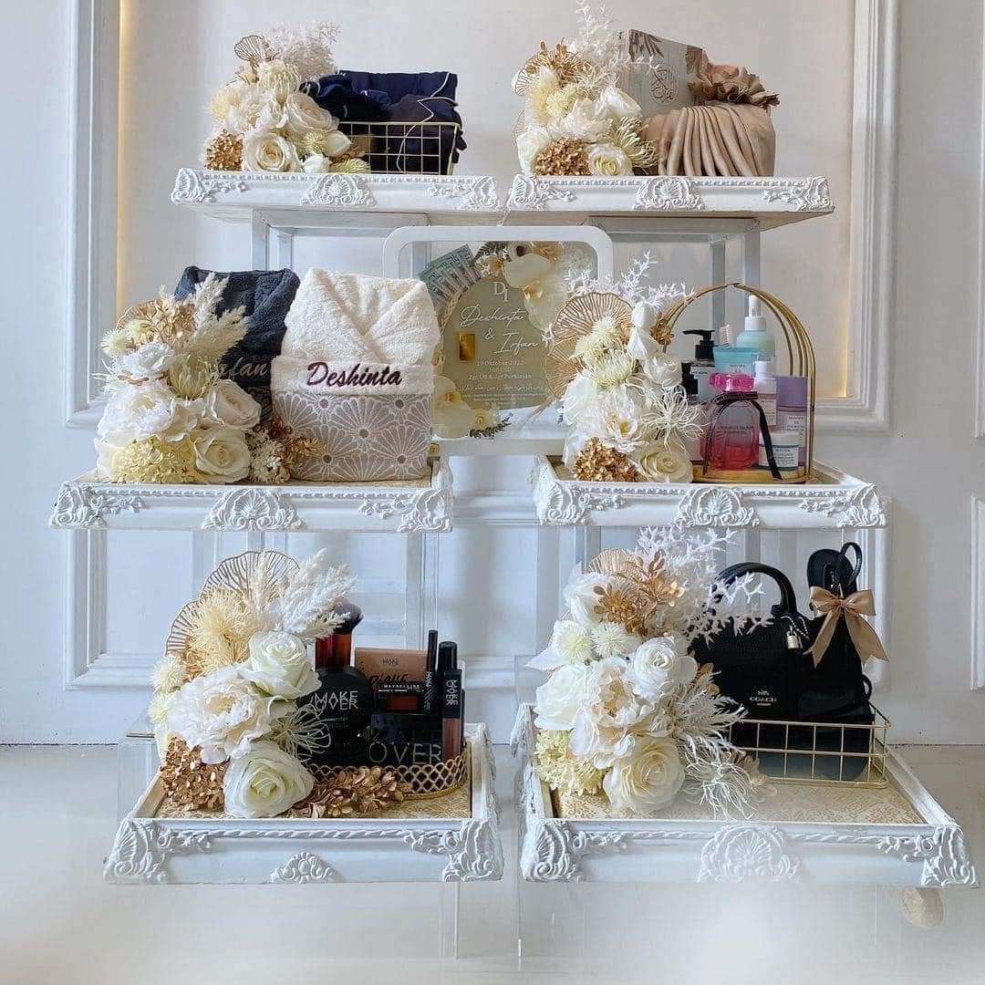 senjamendatang's tweet photo. Inspirasi hantaran untuk bakal pengantin 🤍

Boleh share &amp; bookmark dulu https://t.co/BRwNhLIjNz