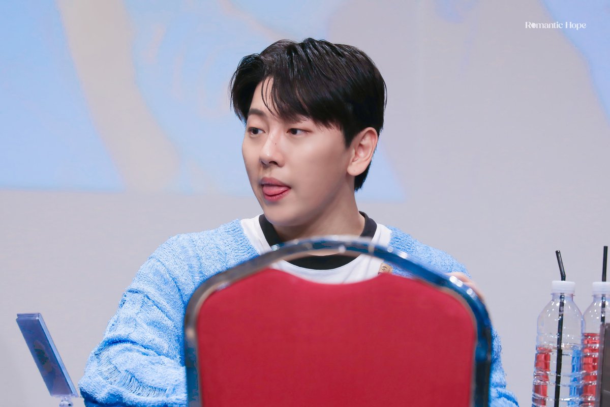 RomanticHope_'s tweet photo. 231112 사운드웨이브 엠비셔스 팬싸인회 #노태현

😋💞 https://t.co/TsuvLauHrw