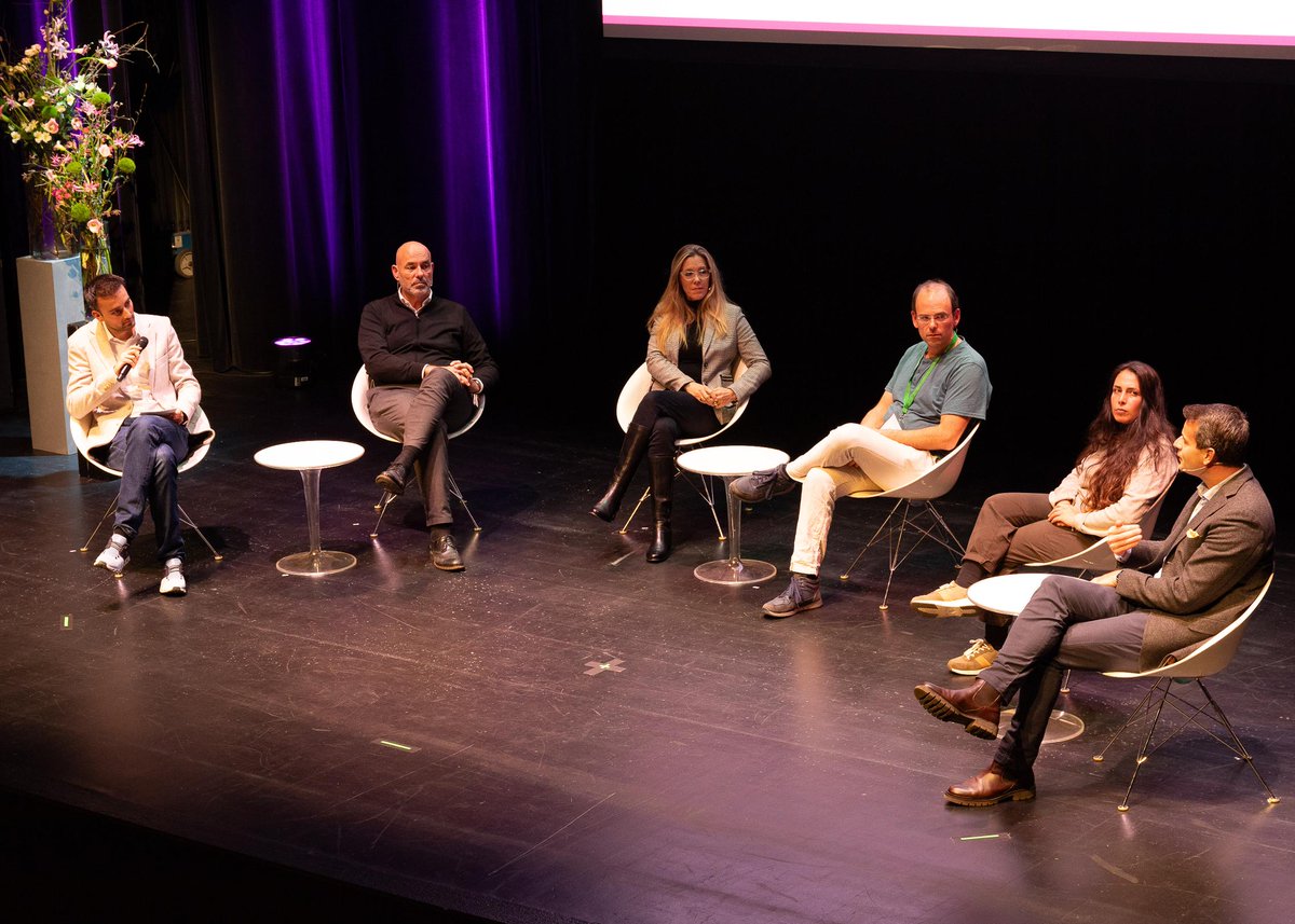 👏📚 Bravo aux Amis de la Bouquinerie qui ont remporté le Prix Nouvelle Économie 2023 pour La Bouquinerie, leur librairie de seconde main! La récompense de 10'000 CHF leur a été remise jeudi dernier lors du Forum Nouvelle Économie.
Communiqué de presse 👉 rb.gy/3nmixe