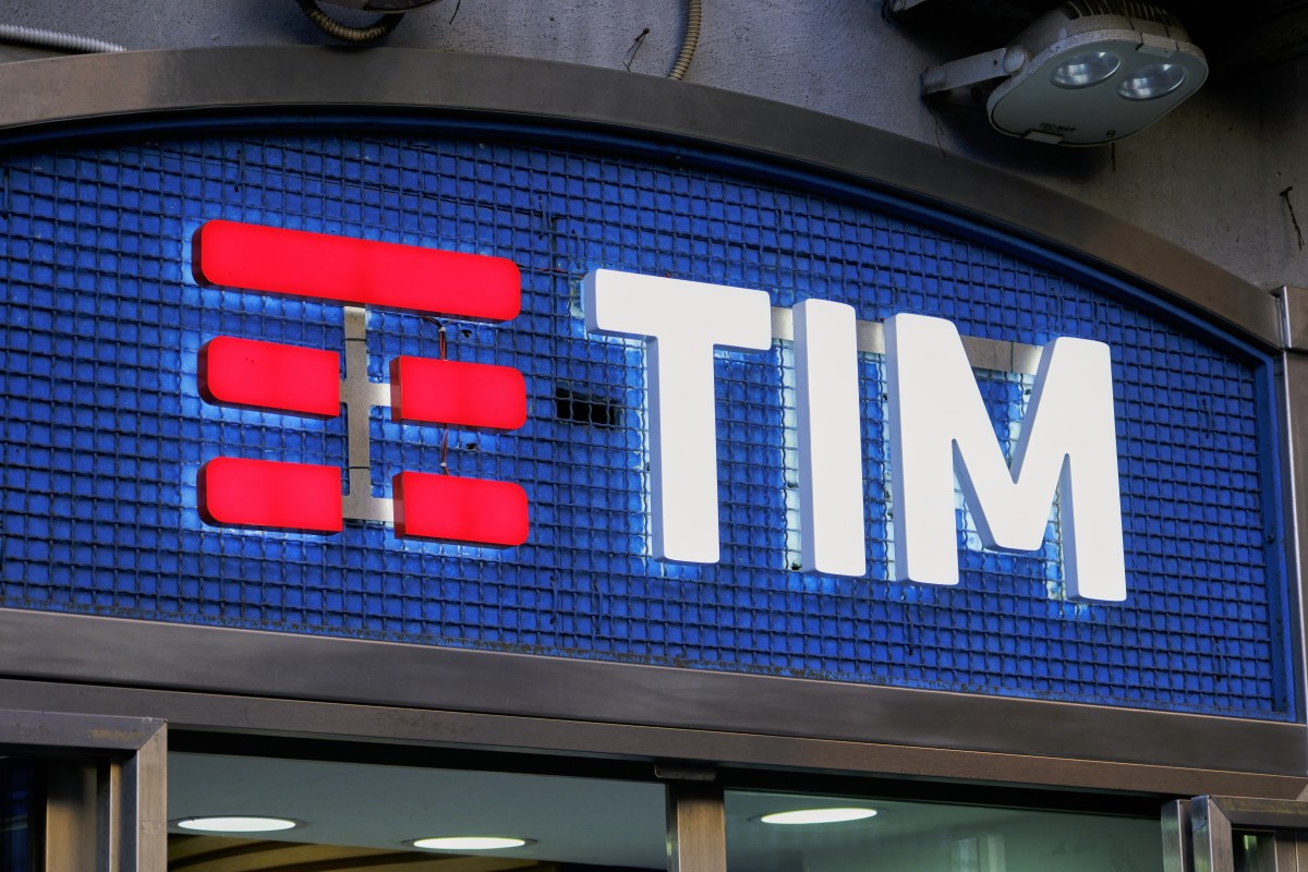 TELEKOM TRŽIŠTE

Najveći dioničar TIM-a prijeti tužbom ow.ly/zUfF50Q6ZPr #ictbusiness #tehnologija #telekomunikacije #intervjui #reportaze #analize #TelecomItalia