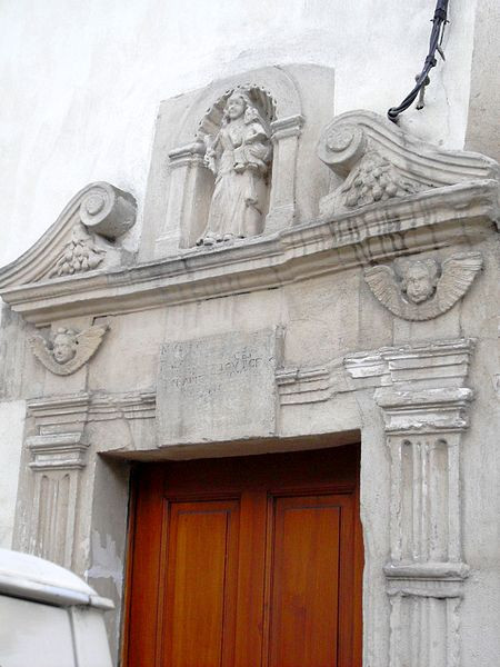 MonumentumFr's tweet photo. Maison Kayser à #Foug (#MeurtheEtMoselle) Niche avec statue de la Vierge, encastrée dans la façade, à l'angle des deux rues : classement par décret du 11 février 1927.
Suite 👉 https://t.co/uBt2eWZ2t2
#Patrimoine #MonumentHistorique https://t.co/pvWMHH8HcU