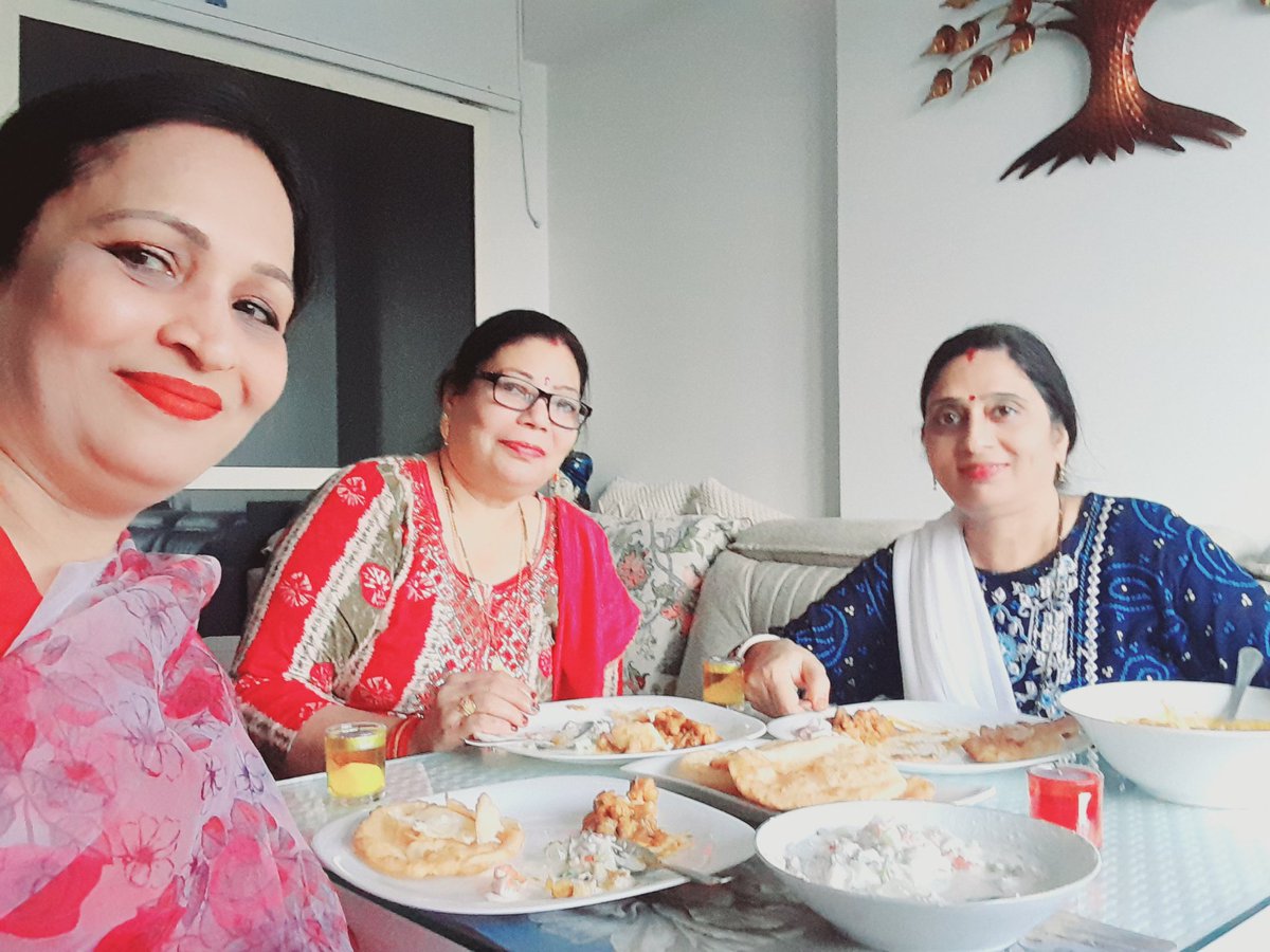 #DiwaliParty, Lunch with my two besties 💗💗💗 Enjoying 🎆🎆🎆