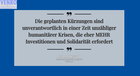 venro_eV's tweet photo. 1,6 Mrd. weniger für #HumanitäreHilfe &amp; #Entwicklungszusammenarbeit. Zusammen mit 27 weiteren Organisationen sagen wir: NEIN. Symbolisch haben wir heute ein Kartenhaus zum Einsturz gebracht, weil hier ein fragiles solidarisches System gefährdet ist. #luftnachoben #Haushalt2024 https://t.co/VelkTqgvDI