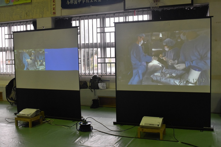 jgsdf_gcc_ardb's tweet image. 【05JX④ Disaster drill】
ARDB is participating the Exercise 05JX. During the disaster drill hosted by Yonaguni town, ARDB supported the video transmission of the MEDEVAC, and we could introduce our disaster relief capability to the local residents.
#ARDB #JointeXercise