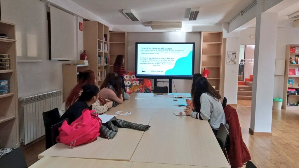 Ayer visitamos, Alodia Rubio e Ismael Piazuelo y alumnas, el <a href="/cpmariadeavila/">CP María de Ávila</a> como práctica de una de las asignaturas que impartimos. Aprendimos mucho, os dejamos una fotos para el recuerdo