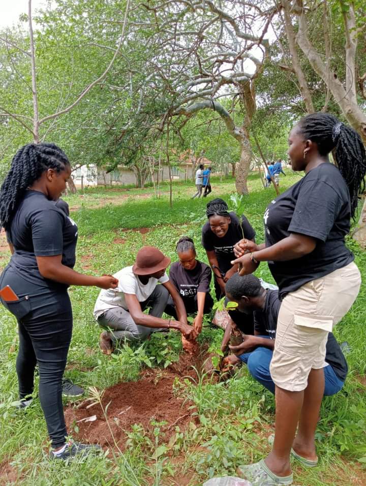 Ubuntu Leaders Academy tweet media