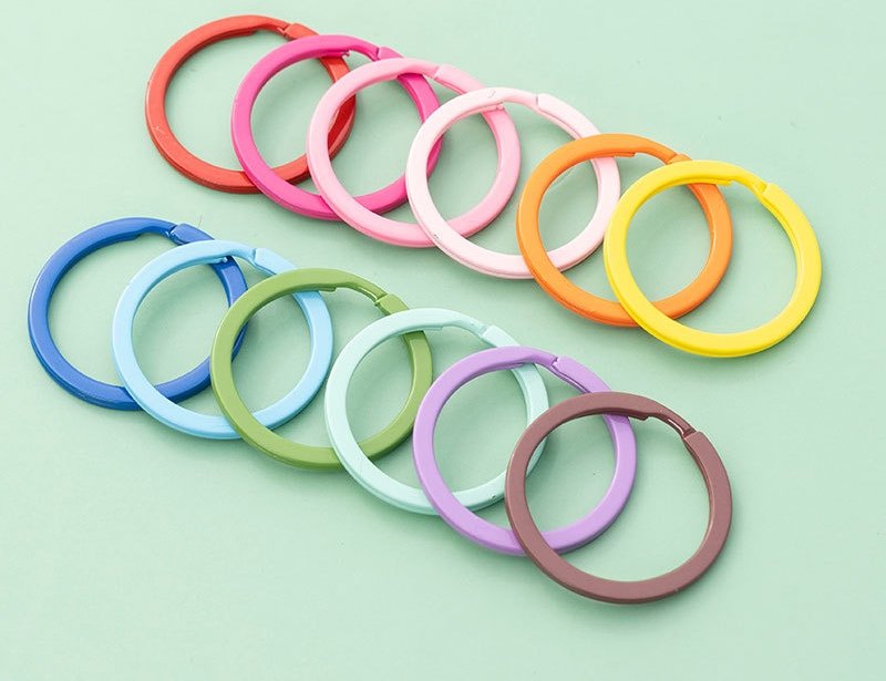 Ericcustomcraft's tweet image. Did you love these colors keyrings for your charms?😉😉#acrylickeychain #keychaindesign #keychainbusiness