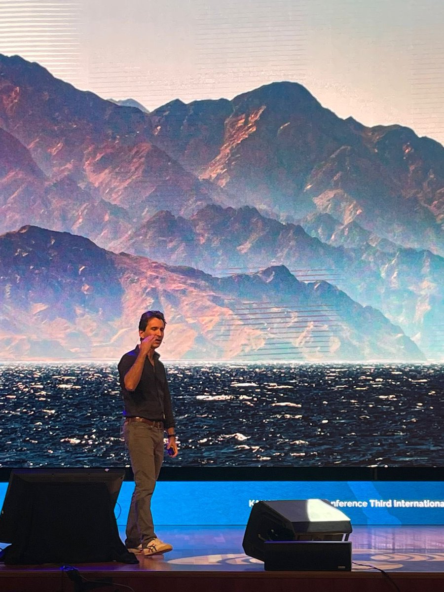 Day 2 at #ICMERS2023 started with an amazing talk from Prof. Sam Purkis. It’s always inspiring hearing from him the magic of the Red Sea.