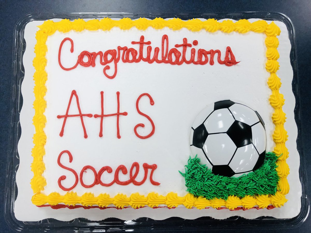 _PhoenixSoccer's tweet photo. So great to have this incredible Team back together one more time to Celebrate individual &amp; Team accomplishments from this Season. ⚽️🔥 #weare409 #ahsphoenix #TogetherWeRise #ahssoccernation https://t.co/G5agDGDMY1