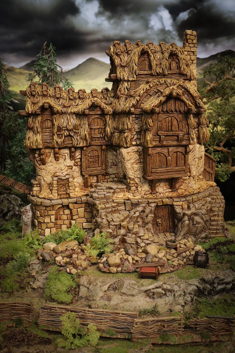 The Longhouse dominates the thatched sea of rustic roofs in Old Town. This is the oldest building in all of Hagglethorn Hollow. The Tower and more buildings from Hagglethorn Hollow are available now at ttgames.co.nz