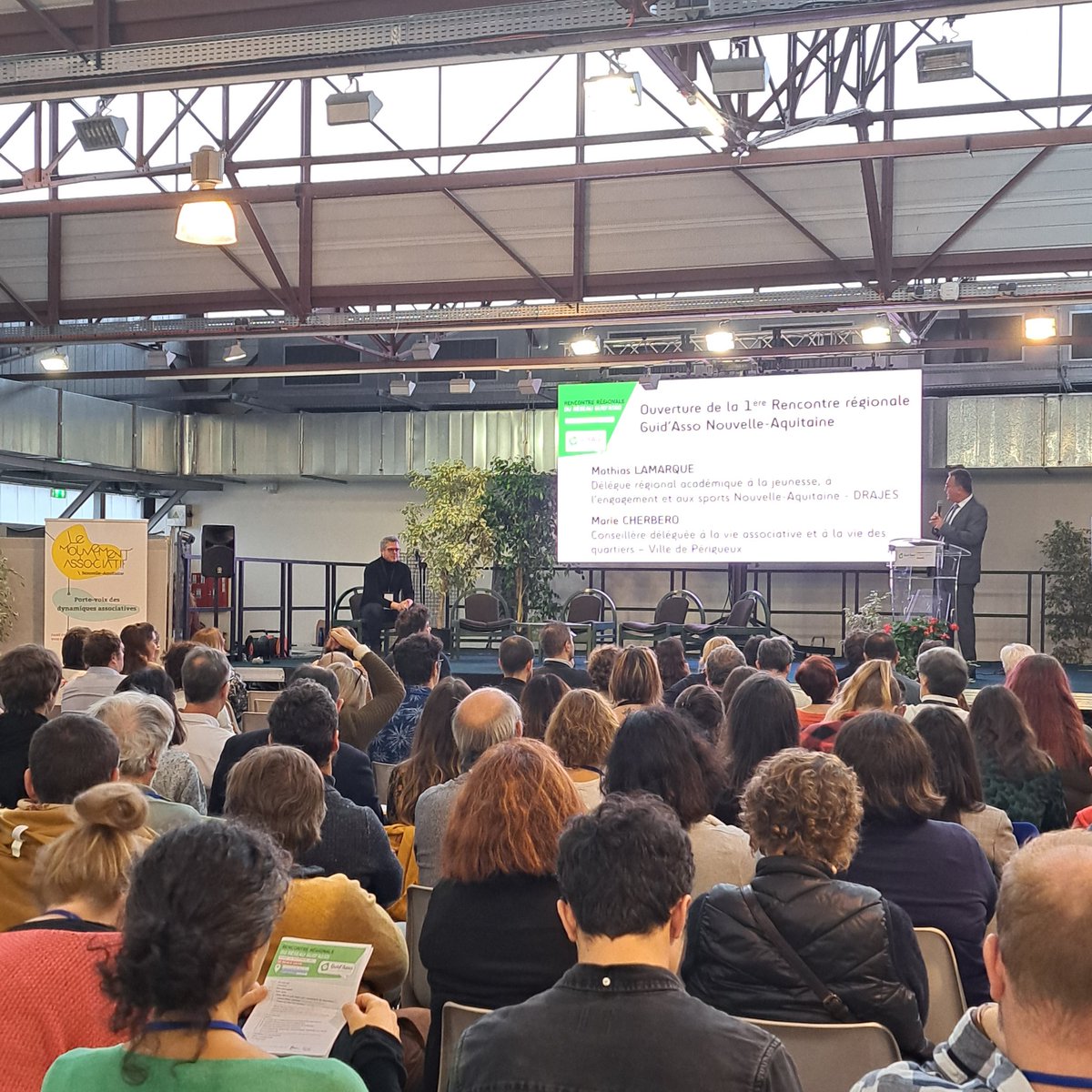 Ouverture de la première rencontre du réseau Guid'Asso en #nouvelleaquitaine pour lancer l'an 2 du réseau ! 150 acteurs labellisés sont réunis pour une journée d'échange <a href="/perigueux/">Perigueux</a>