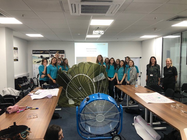 EESWSTEMCymru's tweet image. Thank you to @IRVINGQ_ for an incredible Girls into STEM event last week for Y8 &amp;amp; 9 students from @yggllangynwyd 

Students had a presentation on the company, a full tour of the factory and designed their own safety harness

#GirlsintoSTEM 🪂 🛩️