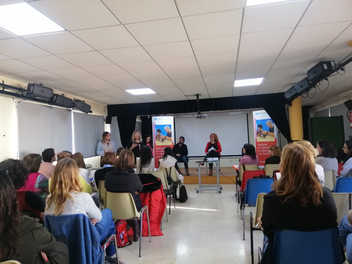 AlefSevilla's tweet photo. ➡️Jornada de inauguración #CaixaProinfancia curso 17 https://t.co/CvxZUJhteO