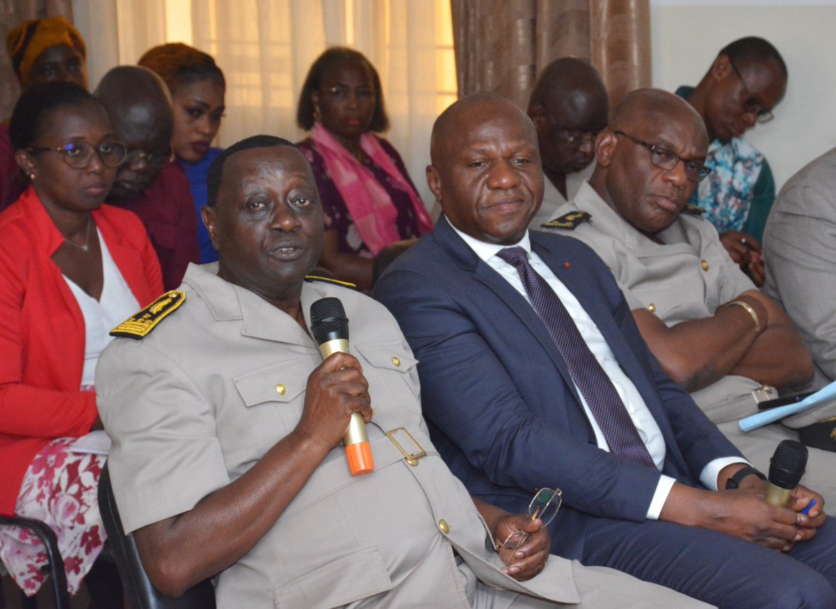AbidjanLegacyPr's tweet photo. #AbidjanLegacyProgram a été accueilli dans la région du Poro lors d'une cérémonie officielle. Les discours inspirants des autorités, le préfet de région et l’adjoint au maire de Korhogo témoignent de leur engagement de soutenir ledit programme pour le développement durable. https://t.co/GjOn0YJQez