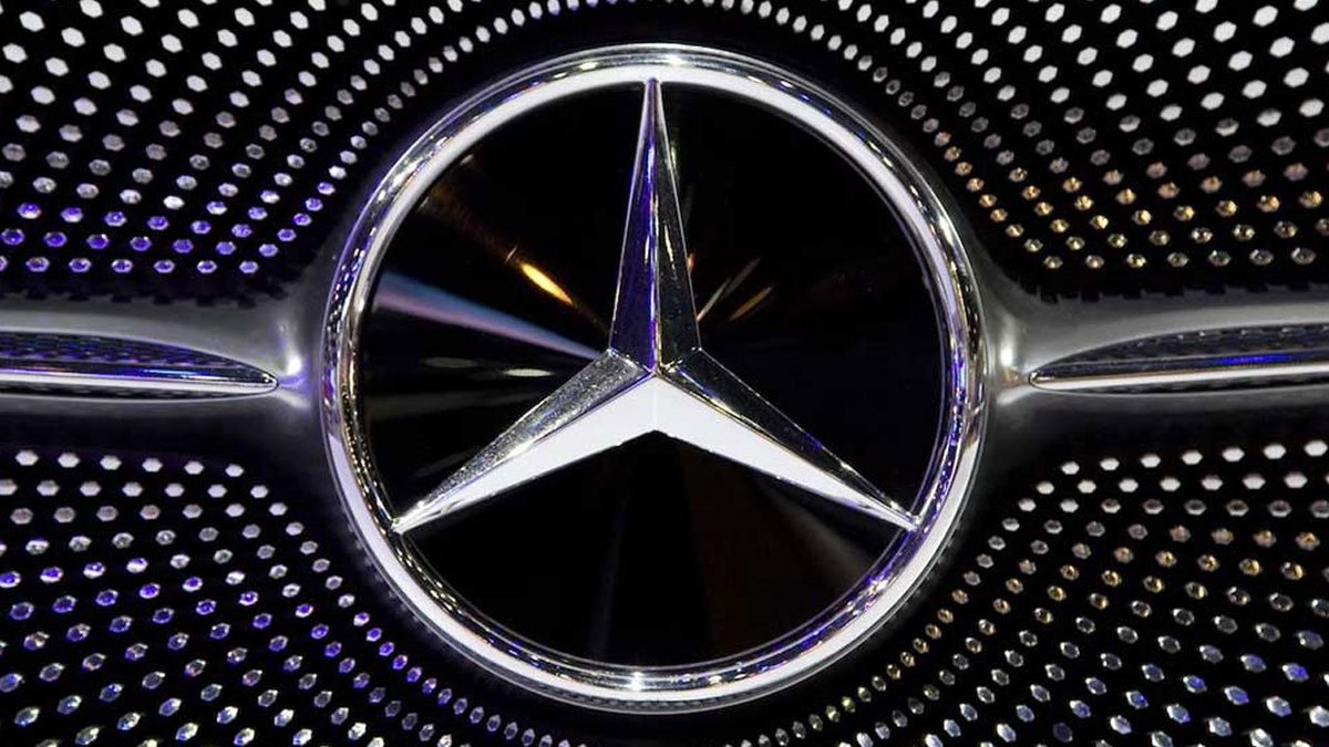Mercedes-Benz, İsrail'in sivil savunma kuruluşuna 1 milyon dolar bağışladı.