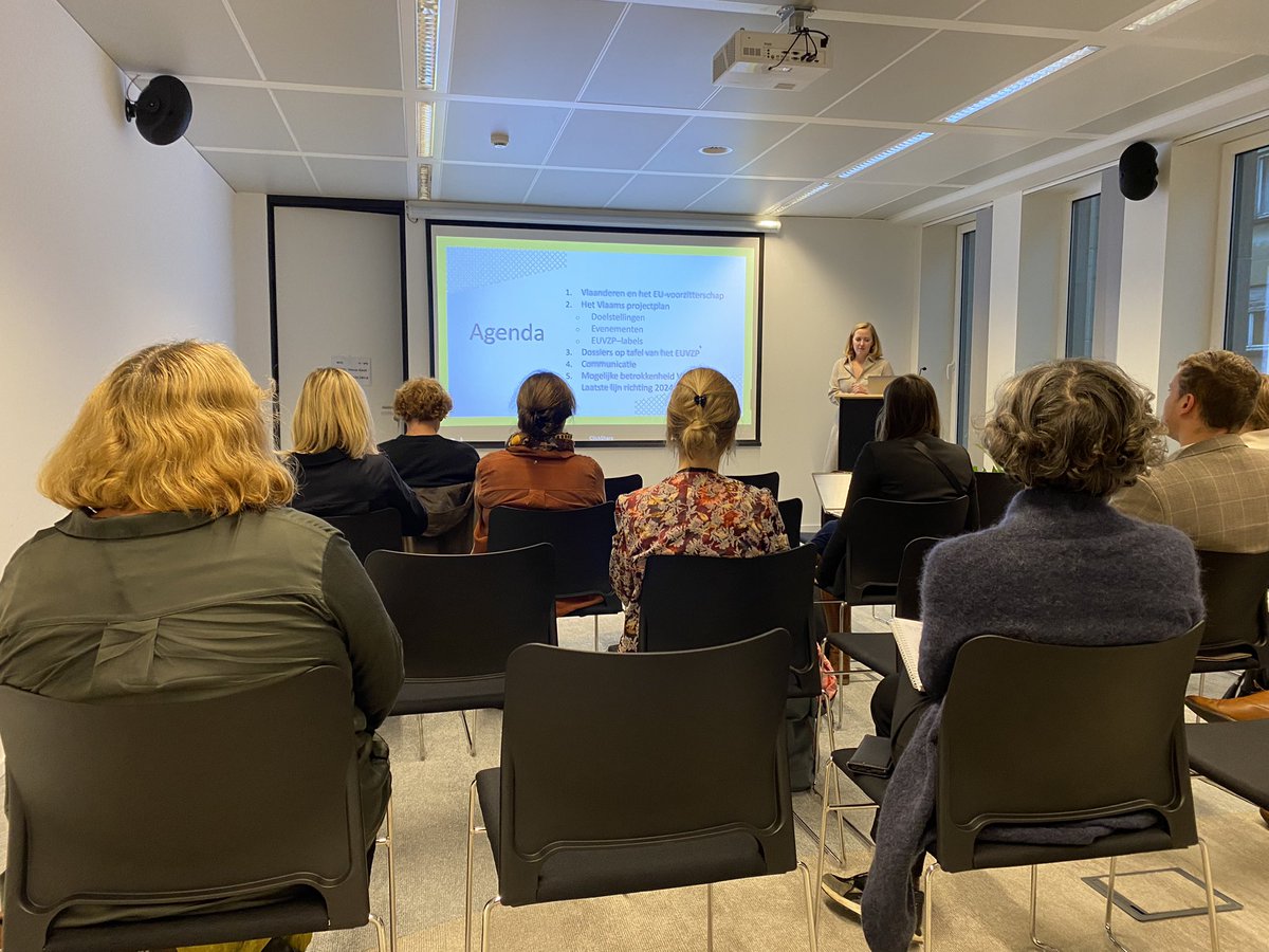 De nieuwste editie van de <a href="/VLEVA/">VLEVA</a> EU-Masterclass is gestart! 

Onze leden ontdekken hier hoe ze zich het beste klaarmaken voor 2024 met het 🇧🇪 voorzitterschap en de 🇪🇺 verkiezingen in de hoofdrol. 

#jouwbrugnaarEU #masterclass