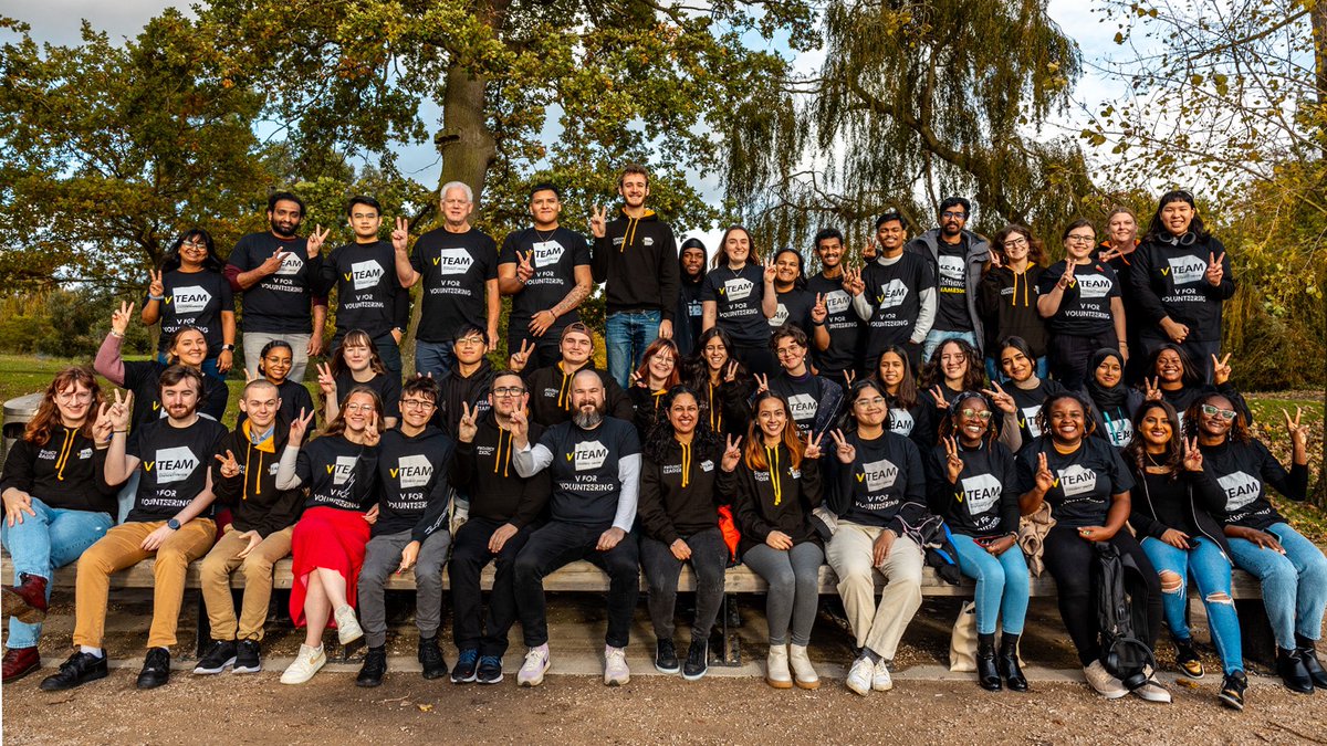 AND THE WINNER IS… 🏆🎉
Congratulations to VTeam, our student-led volunteering group, for being awarded the King’s Award for Volunteering @kingsawardvs – the highest national award a voluntary group can receive in the UK.
We couldn’t be prouder 🤩
#kavs2023