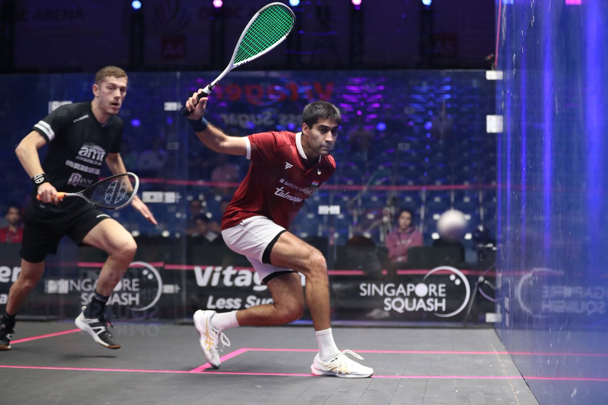 VITAGEN Singapore Squash Open 2023 Men's RD1 saw a stunning display as India's @RamitTandon triumphed over Scotland's @Rorystewart_17 🏴󠁧󠁢󠁳󠁣󠁴󠁿 with a clean 3-0 sweep: 11-7, 12-10, 12-10 in a thrilling 52 minutes! 🏆🇮🇳🏴󠁧󠁢󠁳󠁣󠁴󠁿 #VSSO23