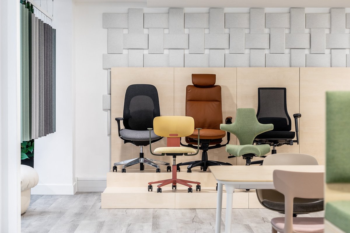 As part of their ongoing commitment to doubling their UK revenue, Norwegian furniture giant @Flokk_UK have further strengthened their presence in Clerkenwell, London with the expansion of their showroom. Visit the brand at 31 Great Sutton Street to browse the reimagined space