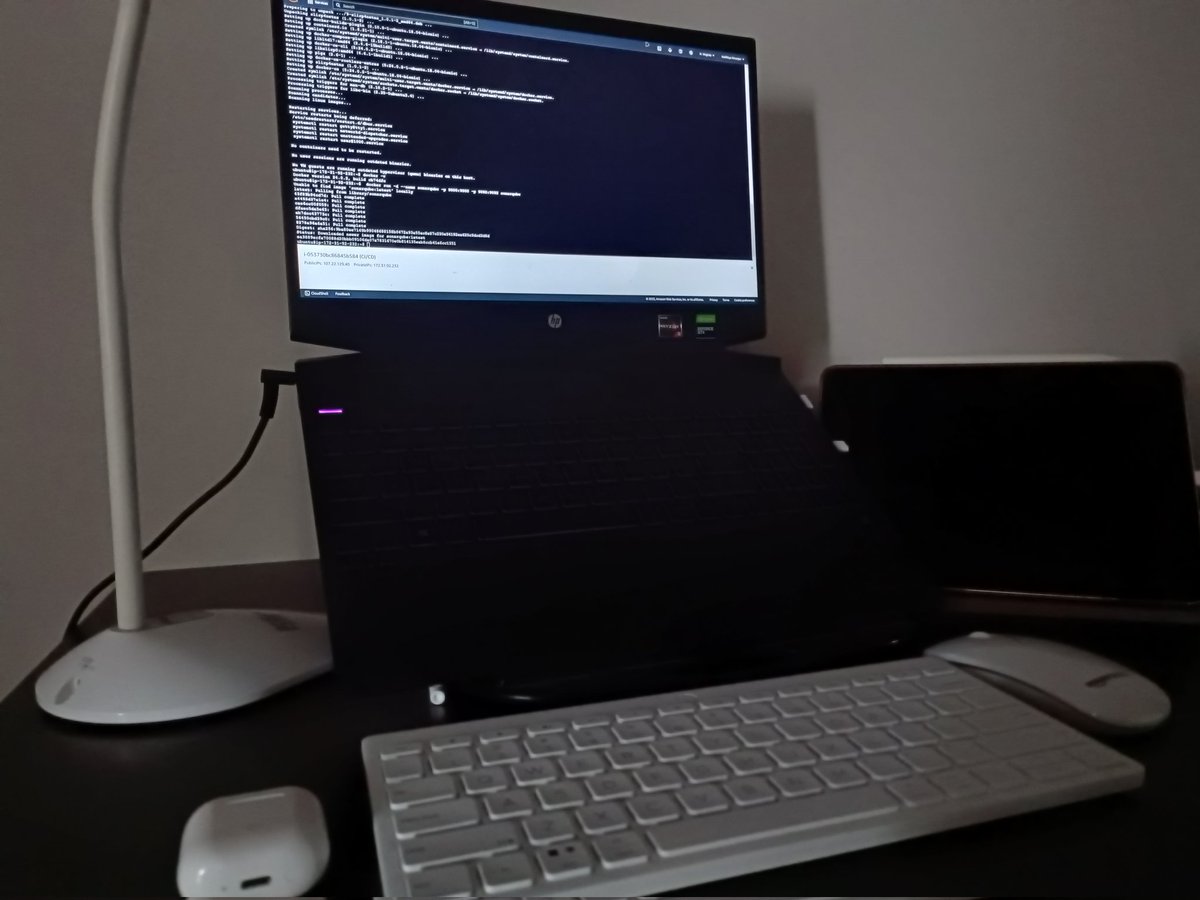 StackMaverick's tweet image. Just realized my cloud instance has been running for hours, and now I'm playing a thrilling game of 'Who's gonna foot the bill?' 🕵️‍♂️💸 #CloudChaos #SurpriseExpenses
#SendHelpAndDollars