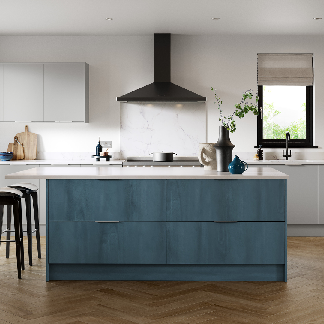 Your customer's won't be feeling blue with their brand new Chroma Blue kitchen 🏠 This eye-catching and aesthetically pleasing kitchen, will make a bold statement in any kitchen space.