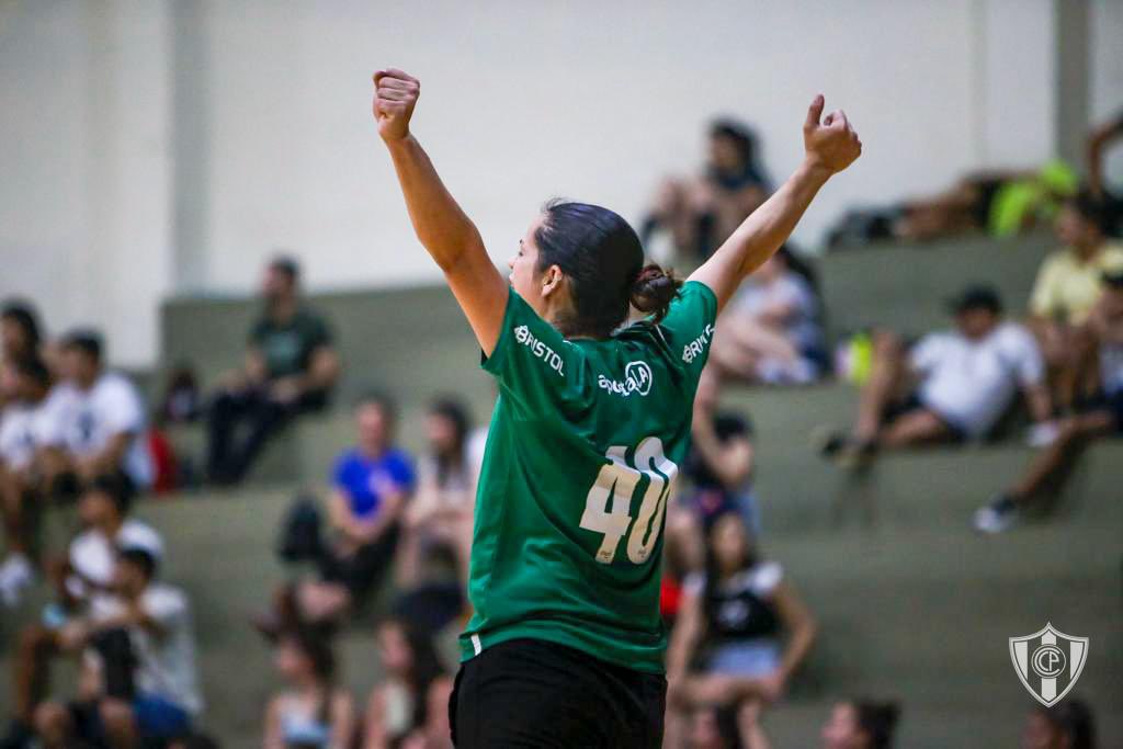 CerroHandball's tweet photo. 🏆 ¡BICAMPEONAS! 🏆

Cerro Porteño se consagró Campeon del Torneo República de la @cpyhandball, tras derrotar a Arsenio Erico (44-19), Olimpia (43-30) y Amambay (33-25) ganando el certamen por segundo año consecutivo 🌪️🔵🔴

¡SALUD CAMPEONAS! 🥇👏

#HandballCCP 🤾‍♀️ 💙♥️ https://t.co/eSRN7rX4C6