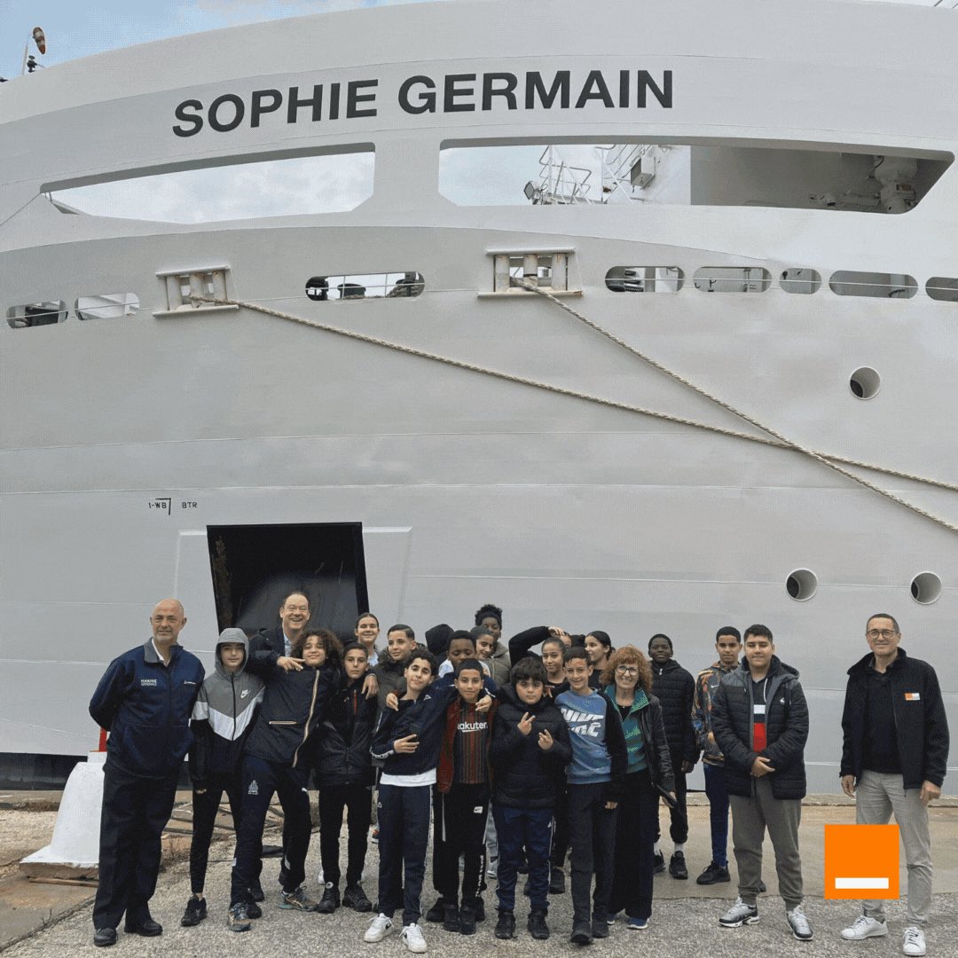 Orange PACA (@orangepaca) on Twitter photo Vous saviez qu'<a href="/OrangeMarine_/">Orange Marine</a> c'est près de 80 métiers❓
👀24 élèves de 4° du collège Romanille d'<a href="/Avignon/">Avignon</a> ont découvert les métiers, les formations & les évolutions du secteur nautique & numérique
🔮Et si on se retrouvait sur nos bateaux <a href="/OrangeMarine_/">Orange Marine</a> dans quelques années?⚓ Vous saviez qu'<a href="/OrangeMarine_/">Orange Marine</a> c'est près de 80 métiers❓
👀24 élèves de 4° du collège Romanille d'<a href="/Avignon/">Avignon</a> ont découvert les métiers, les formations & les évolutions du secteur nautique & numérique
🔮Et si on se retrouvait sur nos bateaux <a href="/OrangeMarine_/">Orange Marine</a> dans quelques années?⚓