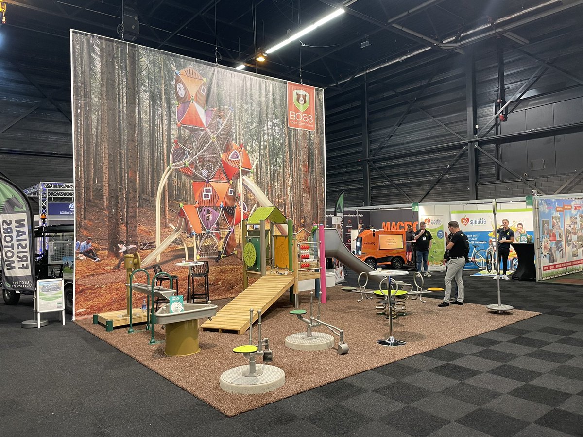 BoasBV's tweet photo. De RECREATIE VAKBEURS in Hardenberg is geopend! We zien u graag! https://t.co/ERvgVvalP2