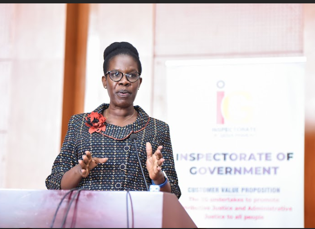 IGGUganda's tweet photo. Deputy IGG, Dr. Patricia Achan Okiria, speaking to Undersecretaries, Commissioners, and Heads of Dept of @GovUg about @IGGUganda Leadership Code function. She warned them against the under declaration of their Incomes, Assets and Liabilities, saying that they will  face the law. https://t.co/4uFmg8UXVw