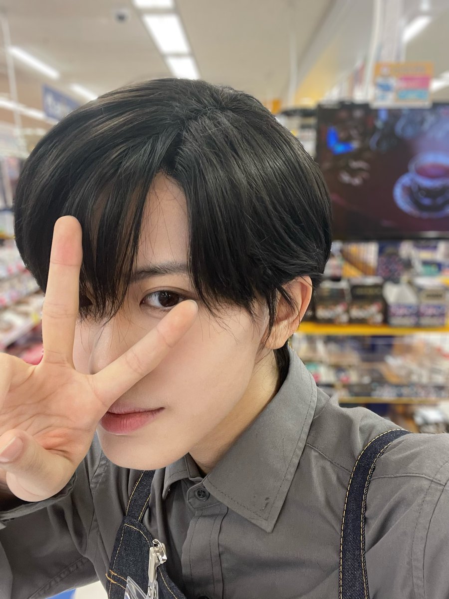 pupupopo999's tweet photo. 【お知らせ- ̗̀📣】

1月7日に初のサイン会を開催します！！😆

アニメイトさんとコラボさせて頂きました！

アニメイトアバンティ京都で会えるの楽しみにしてます👍🏻 ̖́-︎

#だるま千葉イベント https://t.co/H7ER1tR7ML
