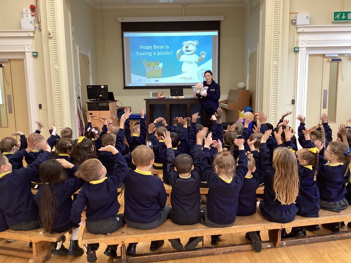 Miss Jones tweet media