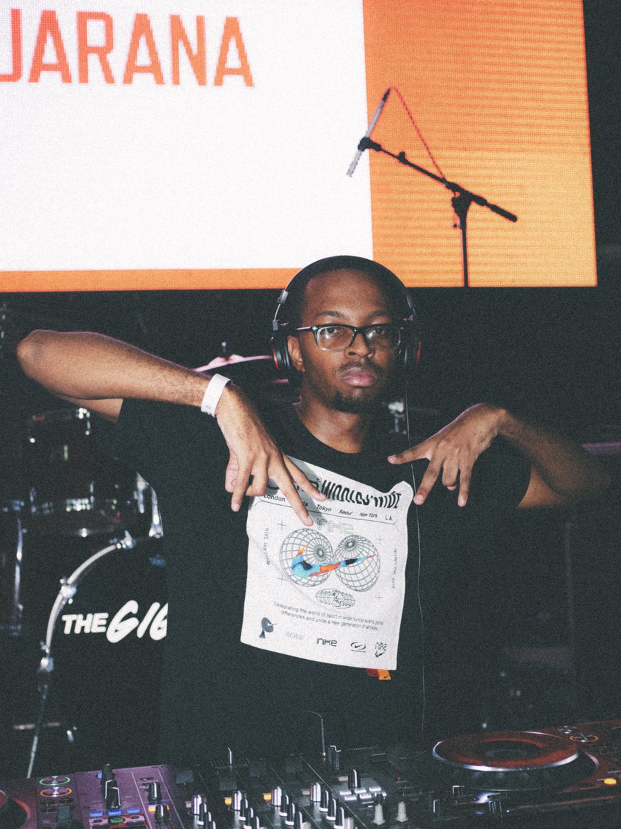 Yolophonik's tweet image. Random picture of me &amp;amp; a song I produced.