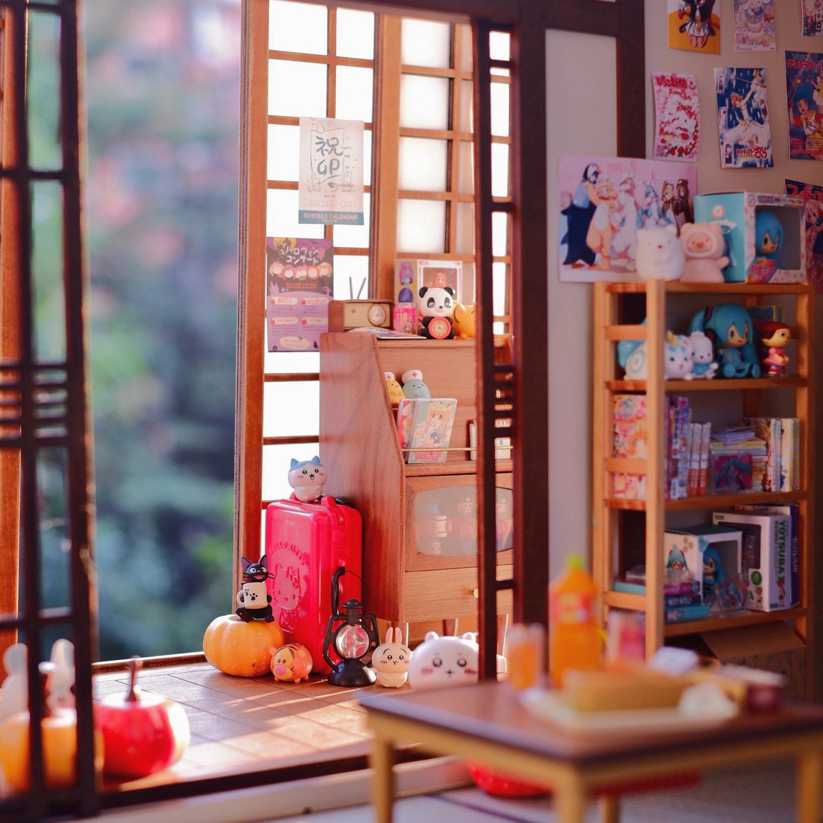 ssdollysss's tweet photo. ✨🌳☀️午後3時です~
#rementjapan #rement #minihouse #dollhouse #部屋 #リーメント #miniature #mini #微缩 #ミニチュア #ちいかわ #chiikawa #うさぎ #ハチワレ https://t.co/UBr2fUoCg6