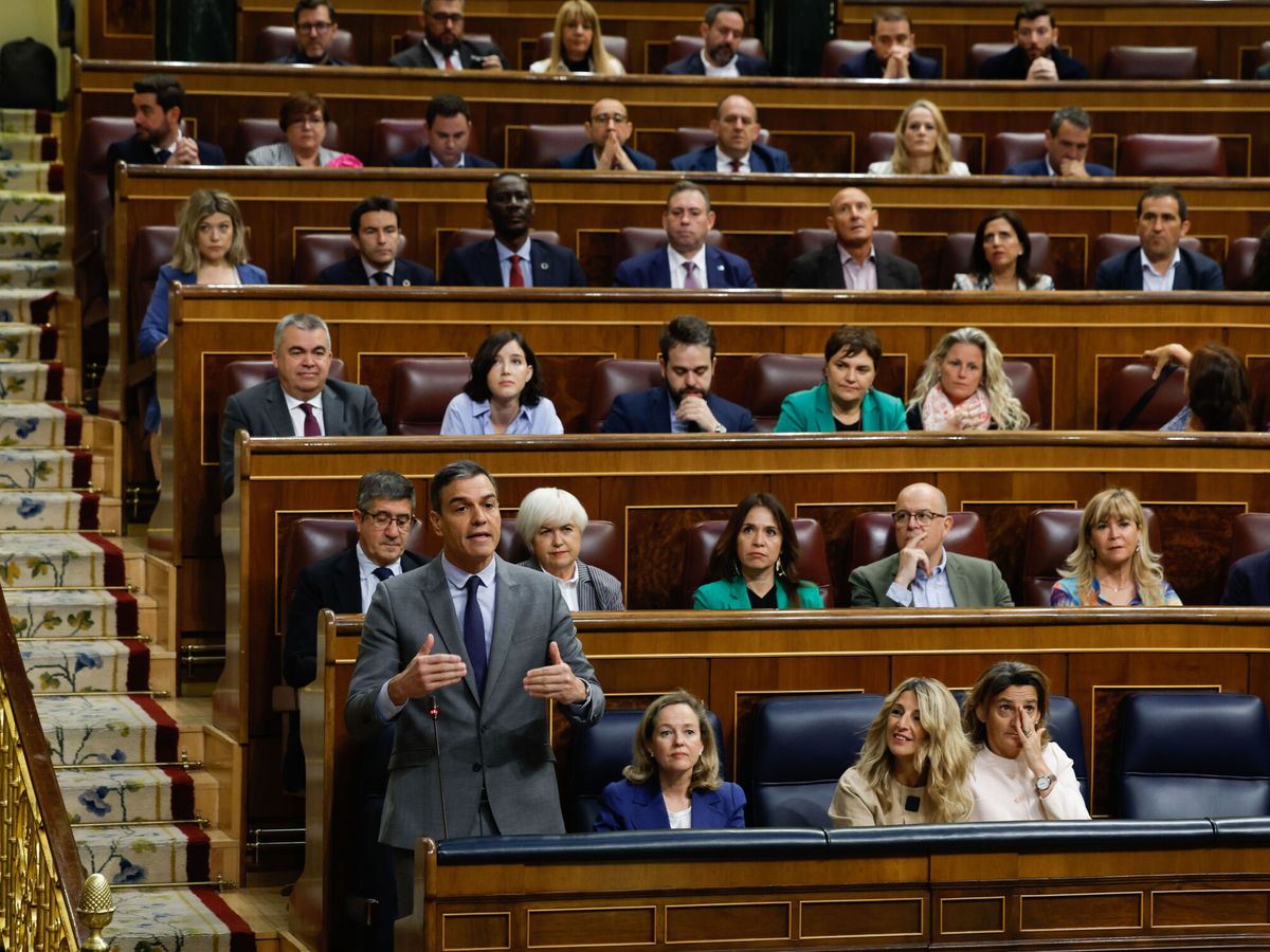 🔴 SÁNCHEZ QUIERE CONTROLAR LOS VOTOS DEL CONGRESO 

Sánchez ha despedido a Juan José de la Flor, informático del congreso para controlar totalmente las votaciones de leyes como la de la amnistía.

El informático nos explica: 
"Nos han echado de repente, de un día para otro,