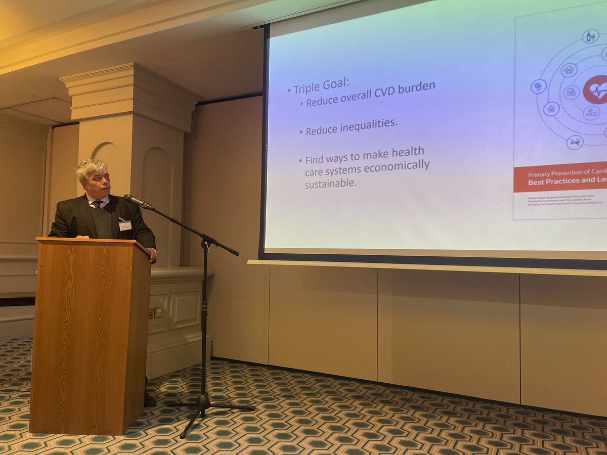 Delighted to chair professor Martin o FLAHERTY @Irishheart_ie seminar today @HsehealthW @CcoHse @BernardGloster @DonnellyStephen must drive down trans fats salt and sugar in diet
