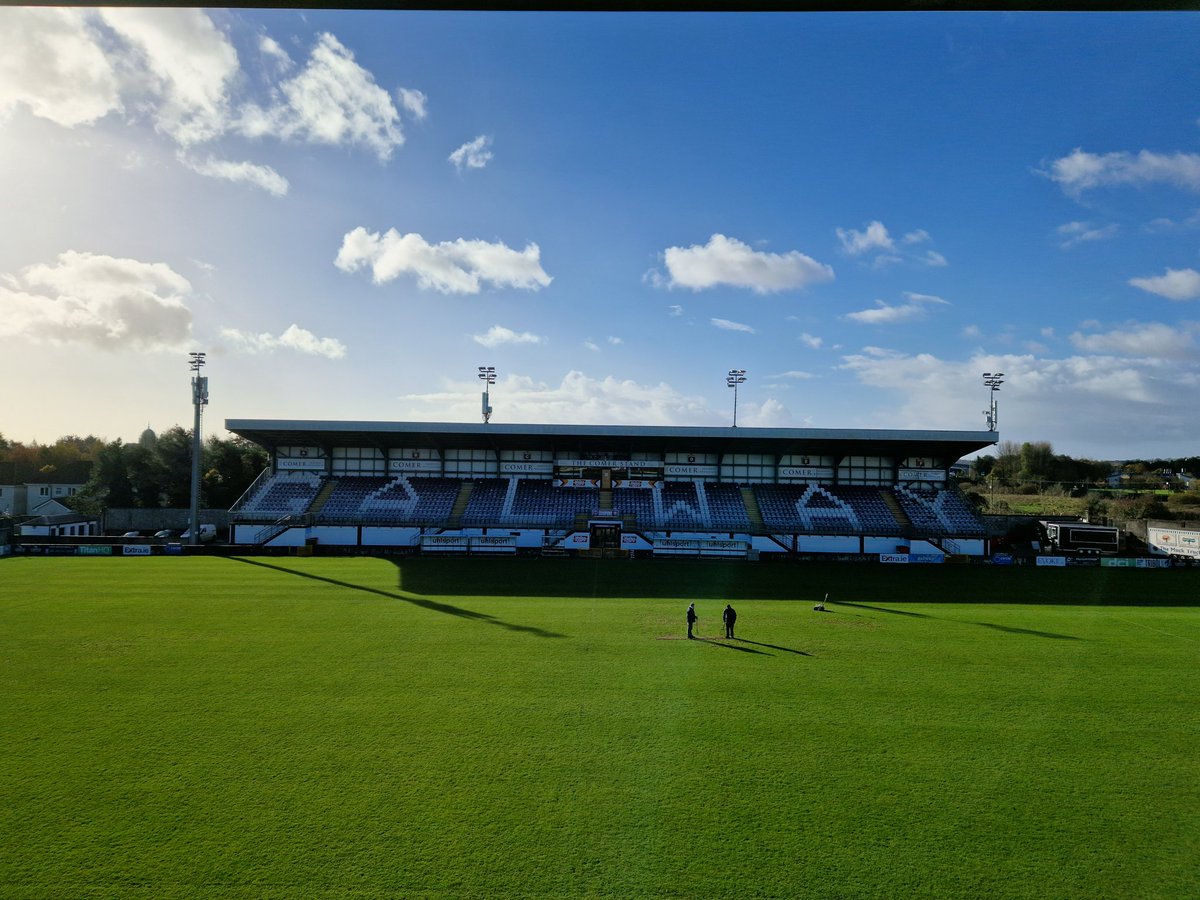The best view in the house.

📍 Eamonn Deacy Park 

#LoveGalway | @GalwayUnitedFC