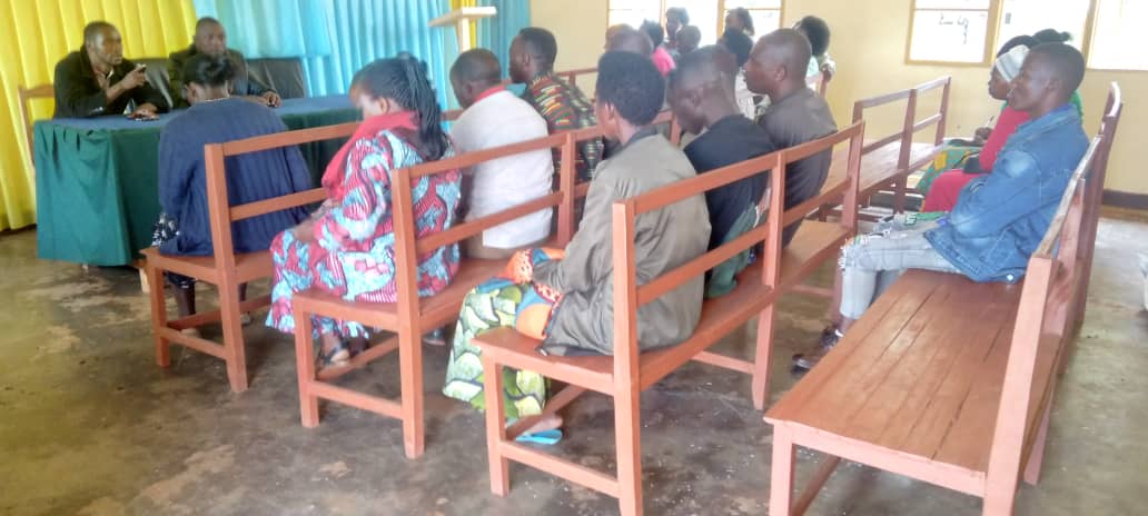 Muri gahunda yo kwivana mu bukene aho abaturage haba ku giti cyabo cyangwa amatsinda bagurizwa frw muri gahunda ya VUP/Fs, uyu munsi mu murenge wa Munyaga itsinda rishinzwe gutanga izi nguzanyo ryemereye abaturage inguzanyo ingana na miliyoni enye z'amafaranga.