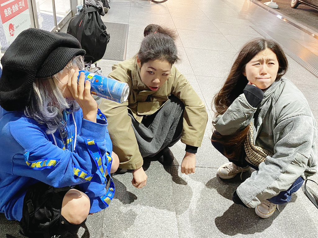 QOFW's tweet image. 今期FREEWING女の子メンバーは和気藹々、男の子メンバーはみんな不満そうな写真になりました( ⸝⸝⸝⁼̴́⌄⁼̴̀⸝⸝⸝ )

みんな表面上は仲良くしようね♡

11/19このメンツで盛り上げていきます‼️

19:30から！！！

16:10の最初から来ててね！！！

#4DF #FREEWING