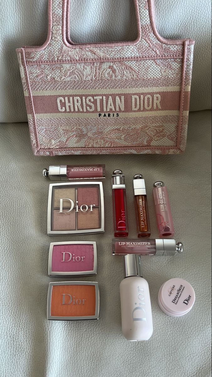 𝒟𝒾𝑜𝓇 𝑔𝒾𝓇𝓁