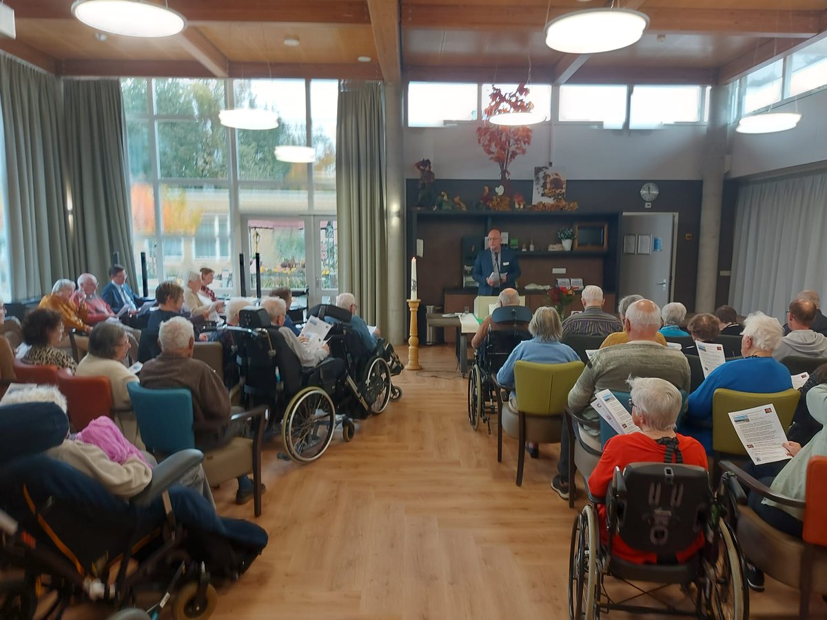 𝟮𝟱 𝗷𝗮𝗮𝗿 𝗸𝗲𝗿𝗸𝗱𝗶𝗲𝗻𝘀𝘁𝗲𝗻 𝗴𝗲𝘃𝗶𝗲𝗿𝗱 𝗶𝗻 𝗖𝗼𝗹𝗼𝗿𝗶𝗲𝘁 𝗱𝗲 𝗥𝗲𝗴𝗲𝗻𝗯𝗼𝗼𝗴!

Onlangs was het feest in Coloriet de Regenboog in Dronten! Er werd breed gevierd dat er al 25 jaar kerkdiensten gehouden worden. 

Lees meer 👉🏽coloriet.nl/25-jaar-kerkdi…