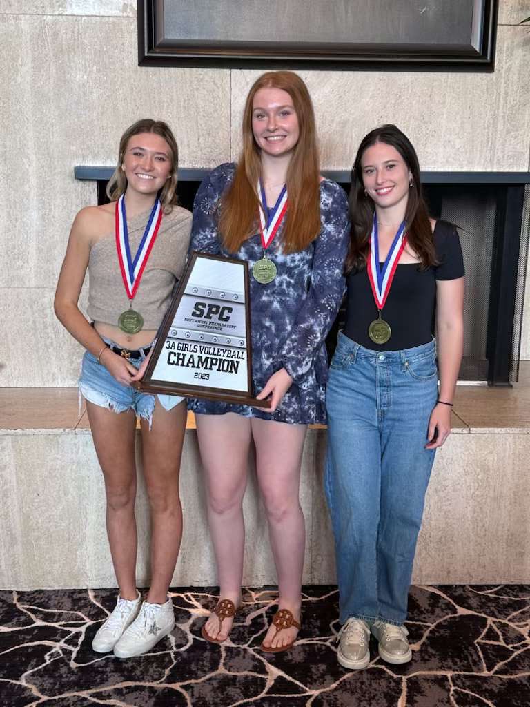 Named 2023 All SPC for the 2nd year in a row along with my amazing teamates! So thankful to be apart of this team. #back2backchamps <a href="/spcsports/">SPC</a> @TVSgirlsVball <a href="/TAVVolleyball/">TX Advantage VB</a>