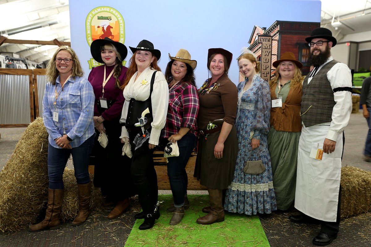 IN811's tweet image. 🎶 🎸Happy #MWDPTC Opening Day! We can&apos;t wait to see our attendees tonight at the Welcome Reception, The Boogie Woogie Bash, dressed in their 1950s finest! The exhibit hall will even be transformed into a &apos;50s time capsule! Here&apos;s a look back at photos from past years.