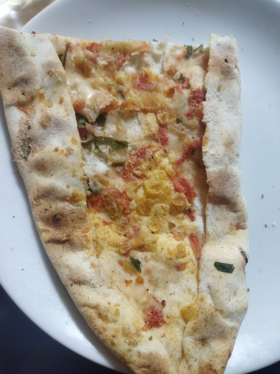 KYK nın bize verdiği pide şaka mı yaa😅