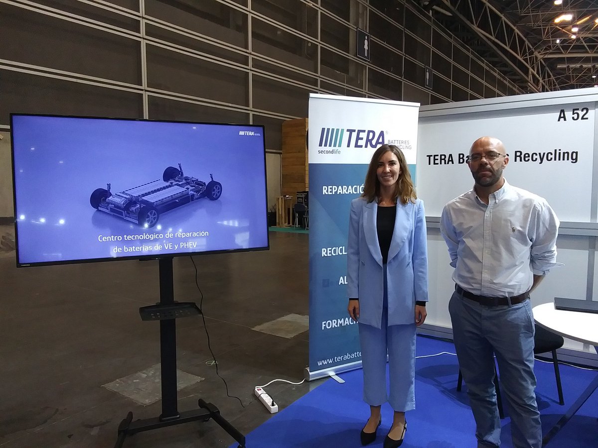itenergia's tweet photo. Nuestra empresa asociada @TERASeconparticipa en @EnergyGlobalVLC organizada por @EnergiaComVal.
Si quieres saber más sobre reutilización y reciclaje de baterías #VehiculoElectrico pásate por su stand A52, y te explicarán todas las soluciones tecnológicas que desarrollan. https://t.co/EifIGtMAaj