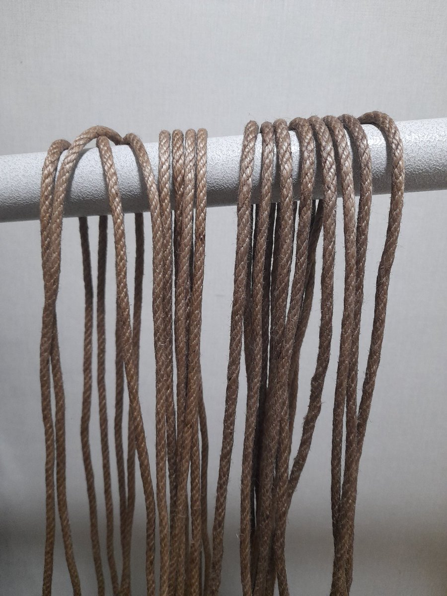 로프가공
습작이지만 생각보다 잘나온듯
#본디지로프 #본디지 #마로프