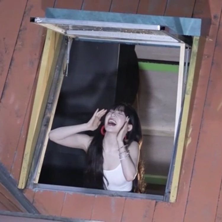 WHERE IS IRENE SOLO SCHEDULE
#SMTreatIrenefairly